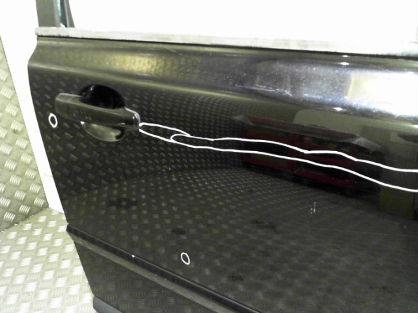 Porte avant droit VOLVO V 50 PHASE 1 BREAK Diesel - 1