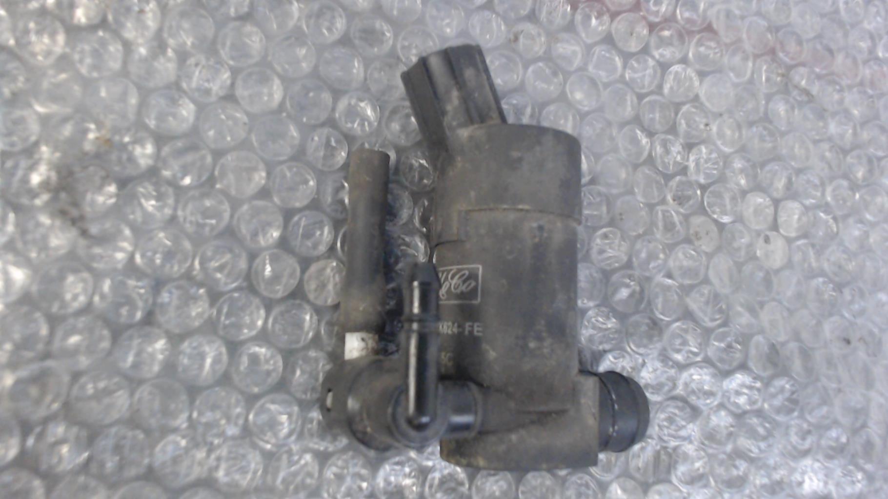 Pompa lavacristalli anteriore VOLVO V 70 1 PHASE 3 BREAK Diésel - 1