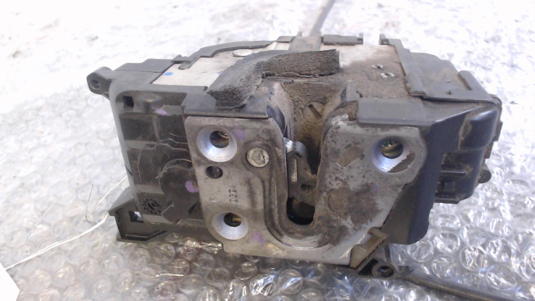 Serrure avant droit RENAULT CLIO 3 PHASE 2 Diesel - 1