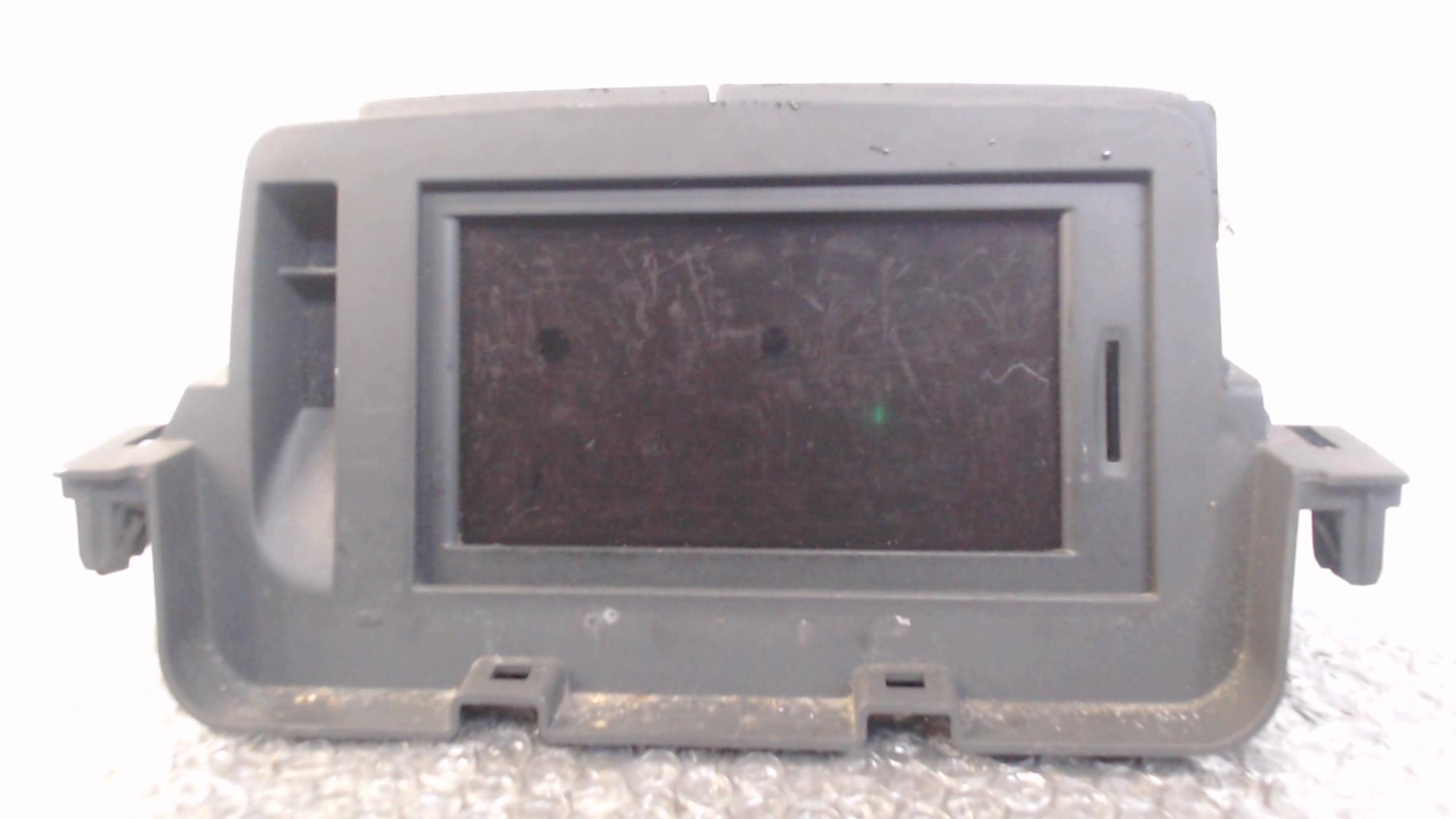 Ecran GPS RENAULT MEGANE 3 PHASE 1 Diesel - 1