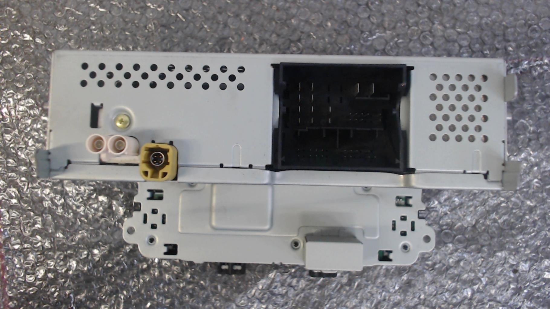 Ecran GPS VOLKSWAGEN POLO 5 PHASE 2 Essence - 1