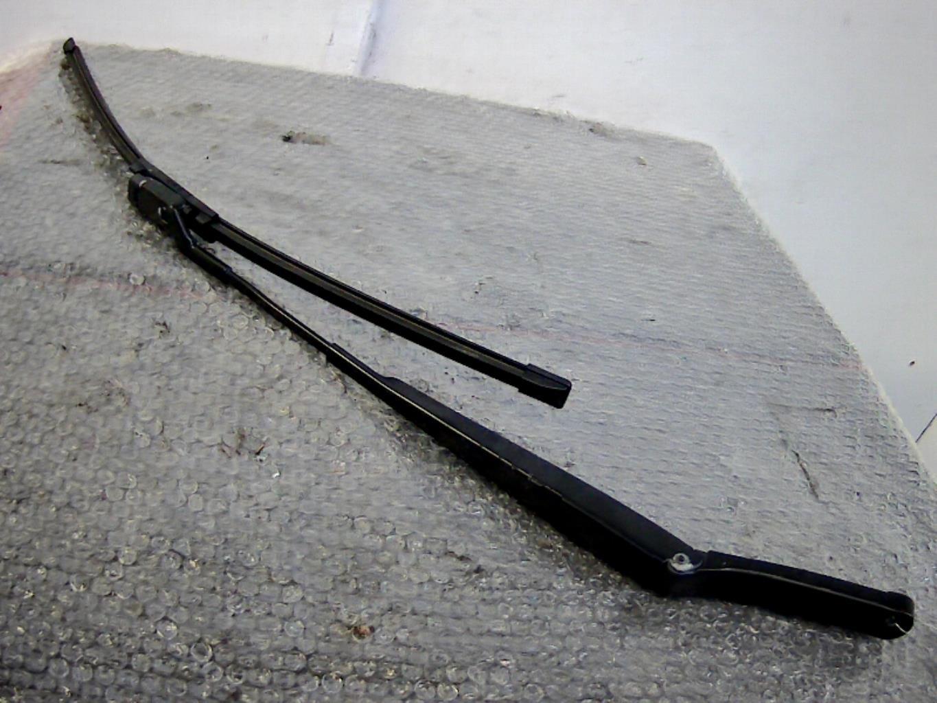 Braccio tergicristallo anteriore destro VOLKSWAGEN GOLF 6  - 1