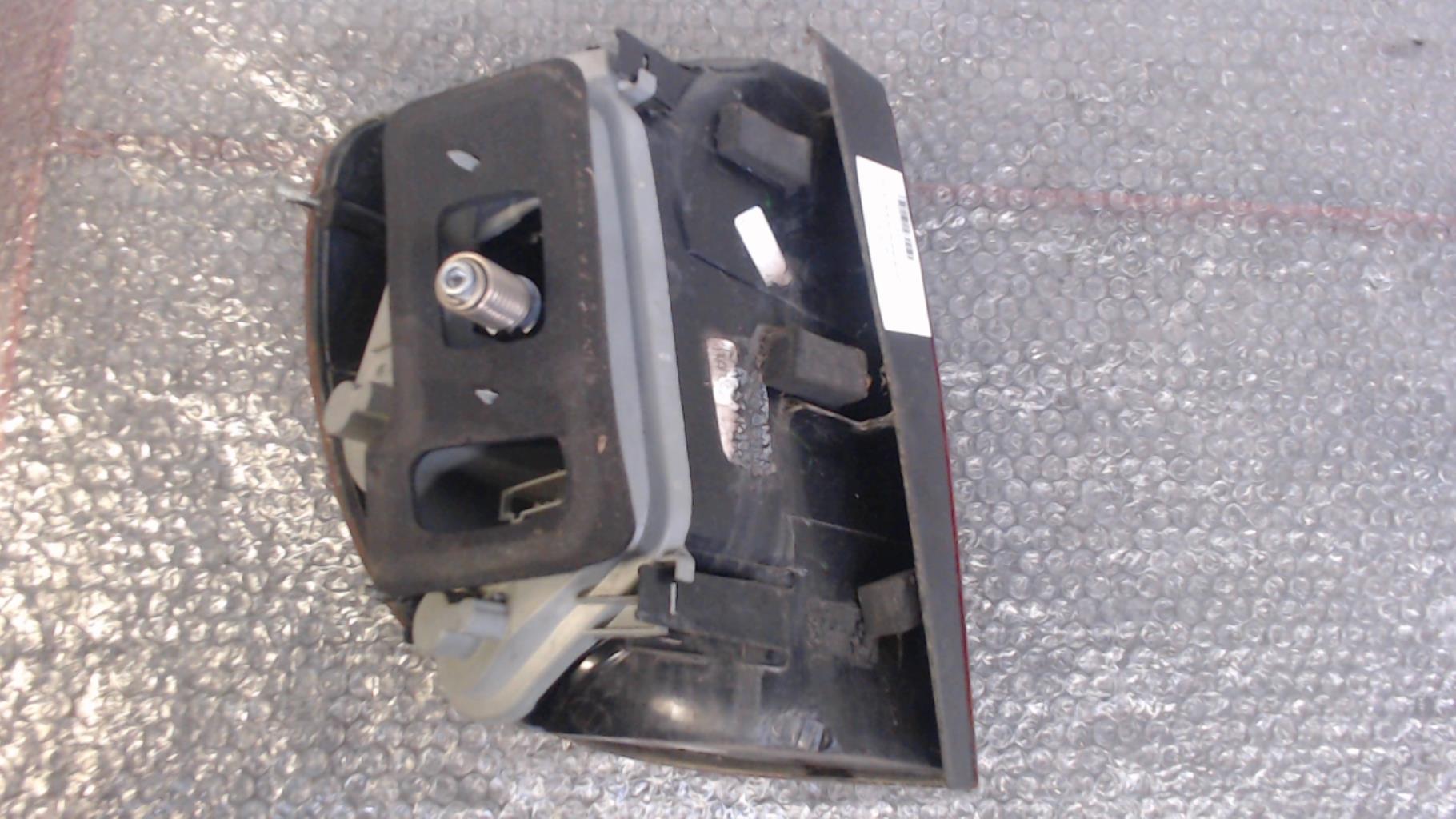 Fanale posteriore principale destro (luci) VOLKSWAGEN FOX  - 1