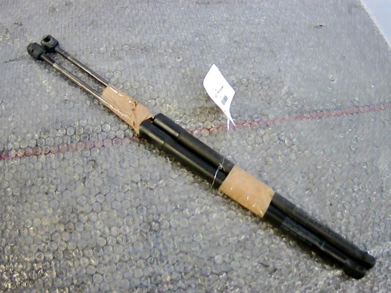 Verin de coffre MAZDA 2 2 PHASE 1 Diesel - 1