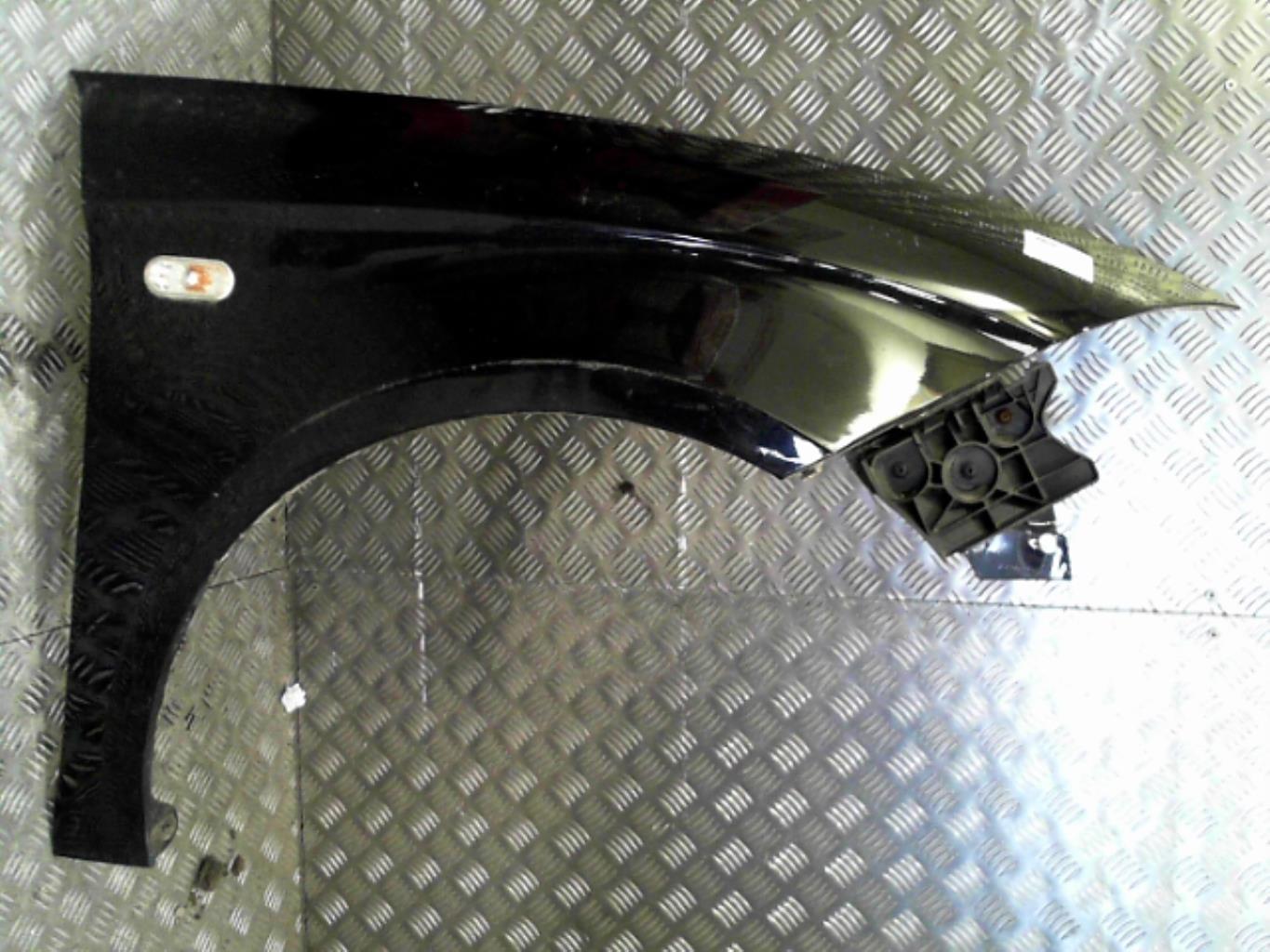 Aile avant droit SEAT TOLEDO 3 Diesel - 1