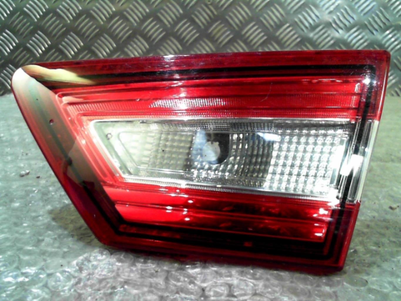 Feu arriere secondaire droit (feux) RENAULT CLIO 4 PHASE 1 Diesel - 1