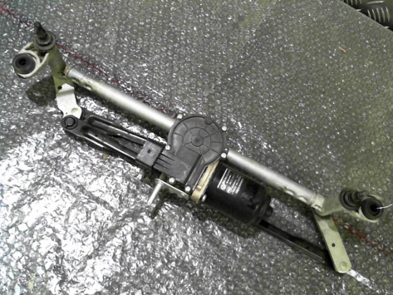 Motore tergicristallo anteriore VOLKSWAGEN POLO 5 PHASE 2 Gasolina - 1