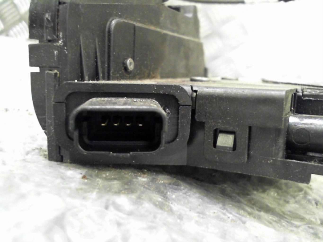 Serrure avant droit RENAULT CLIO 4 PHASE 1 Diesel - 1