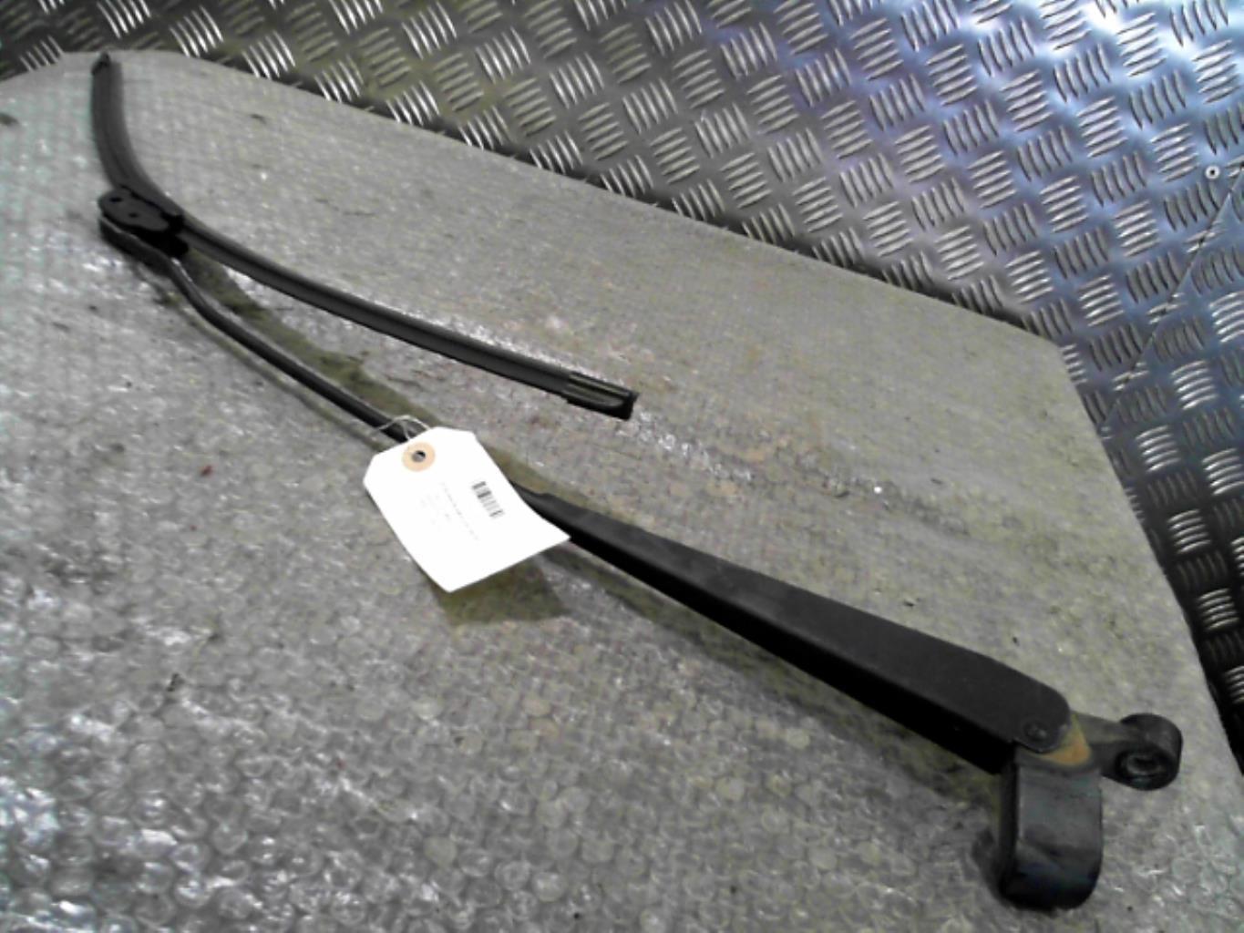 Braccio tergicristallo anteriore sinistro FORD TRANSIT 4 Diésel - 1