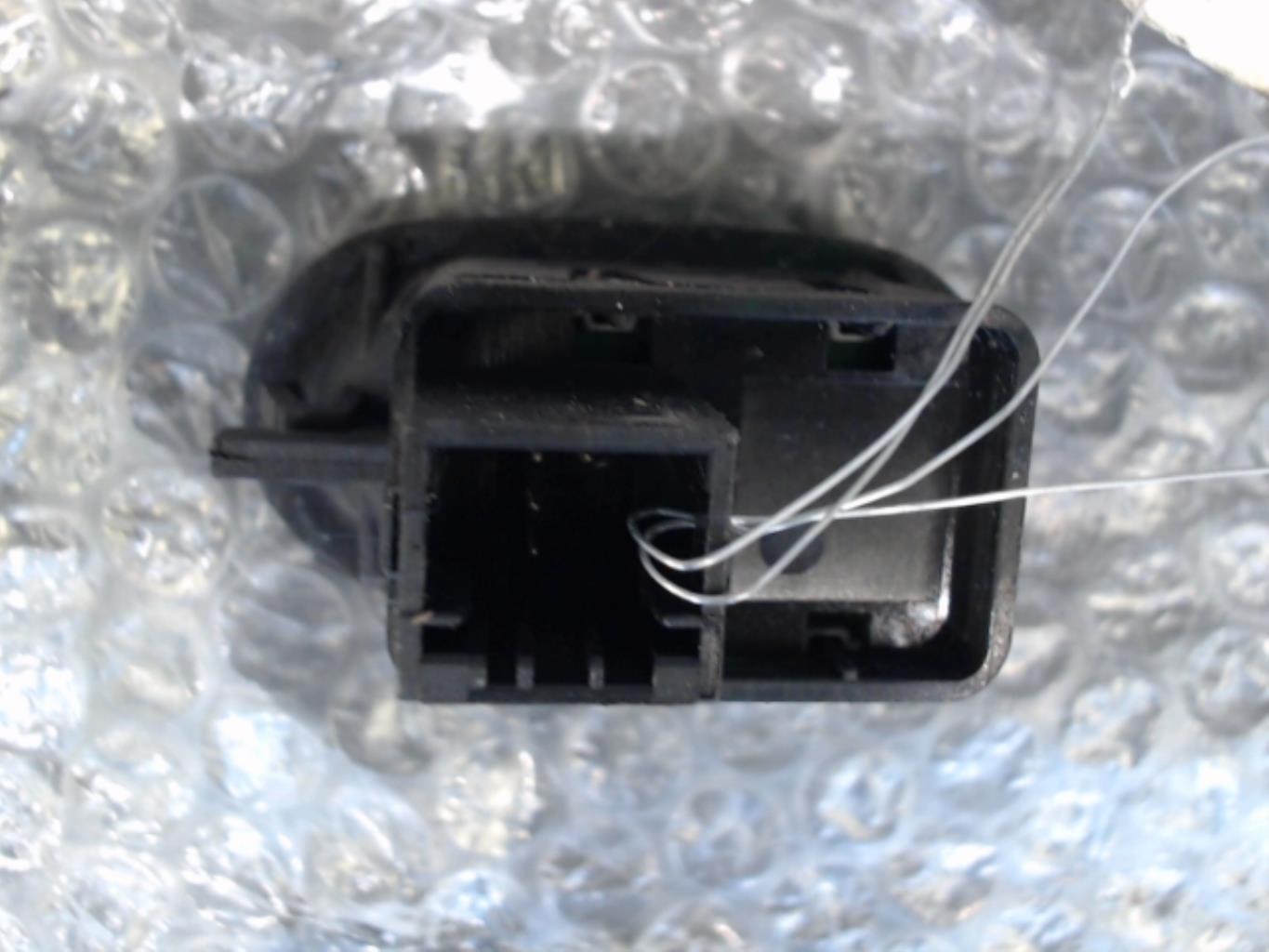 Interruttore lavacristalli anteriore sinistro CITROEN C3 PLURIEL PHASE 1 CABRIOLET Diésel - 1