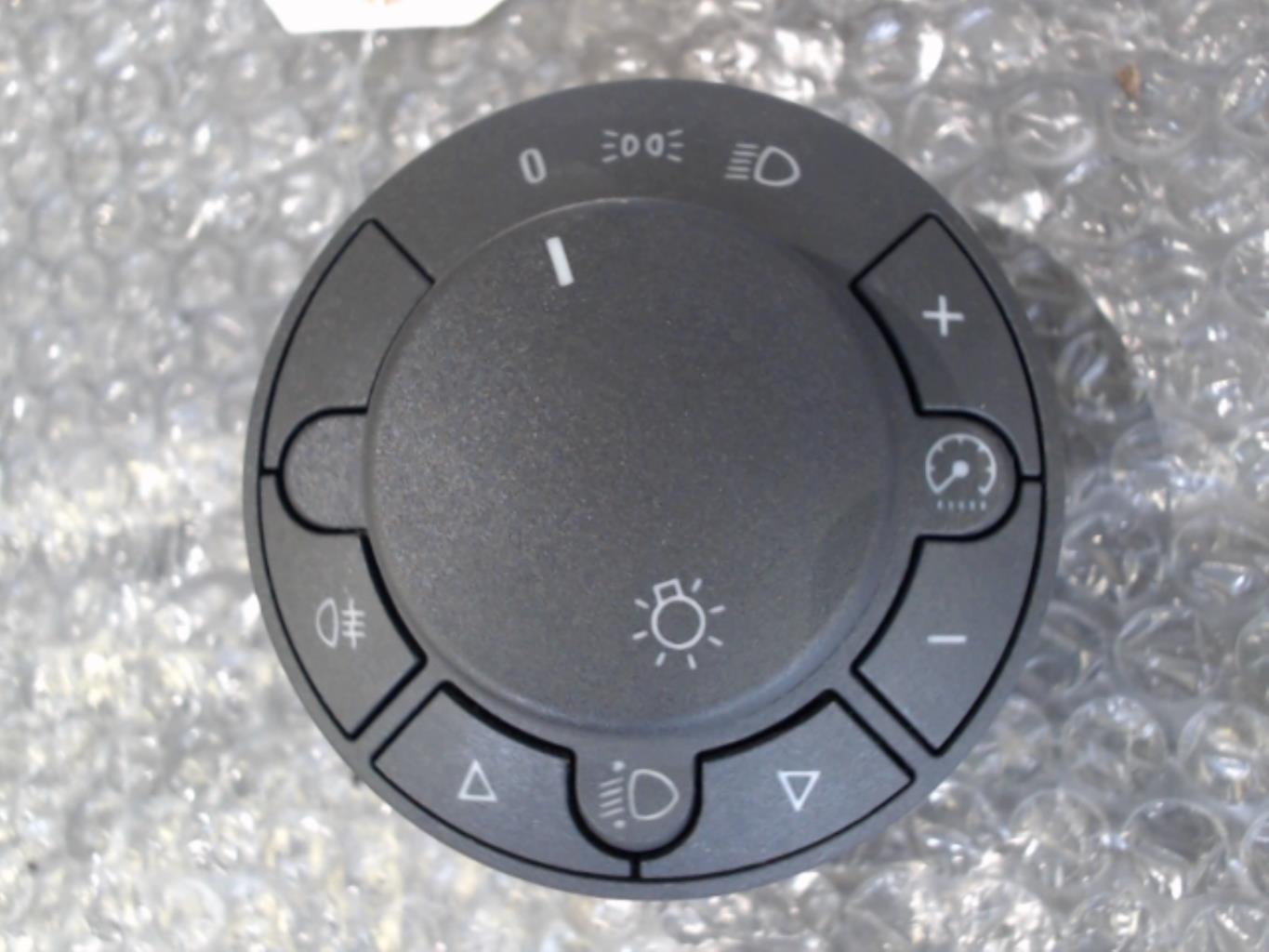 Commande de phare OPEL CORSA D PHASE 1 Essence - 1