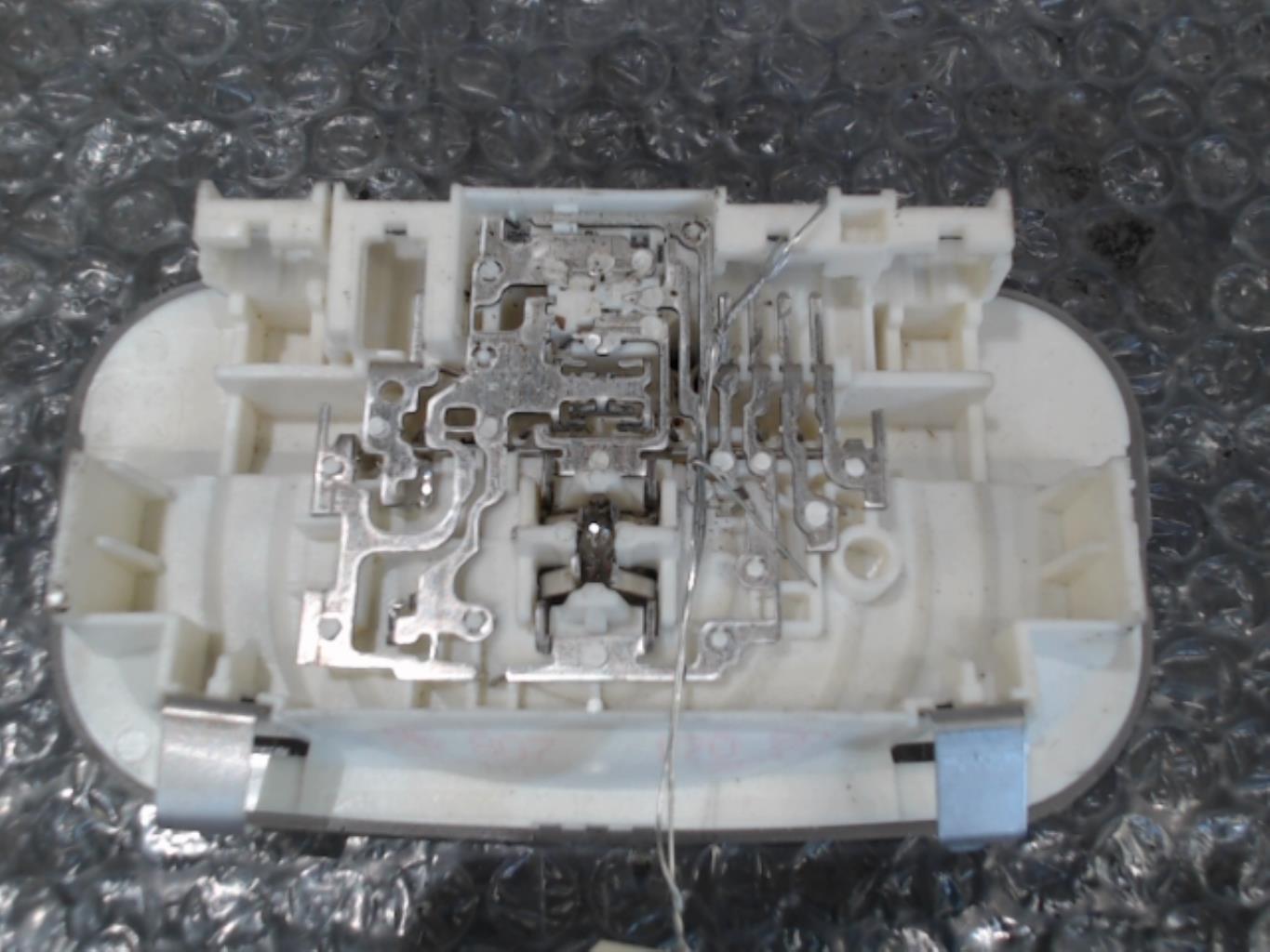 Eclairage de plafonnier CITROEN C3 2 PHASE 1   Gris Shark (KTP/9P) Essence - 1