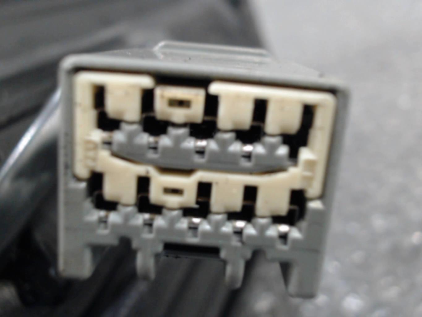 Retrovisor izquierdo FORD FOCUS 2 PHASE 1 Diésel - 1