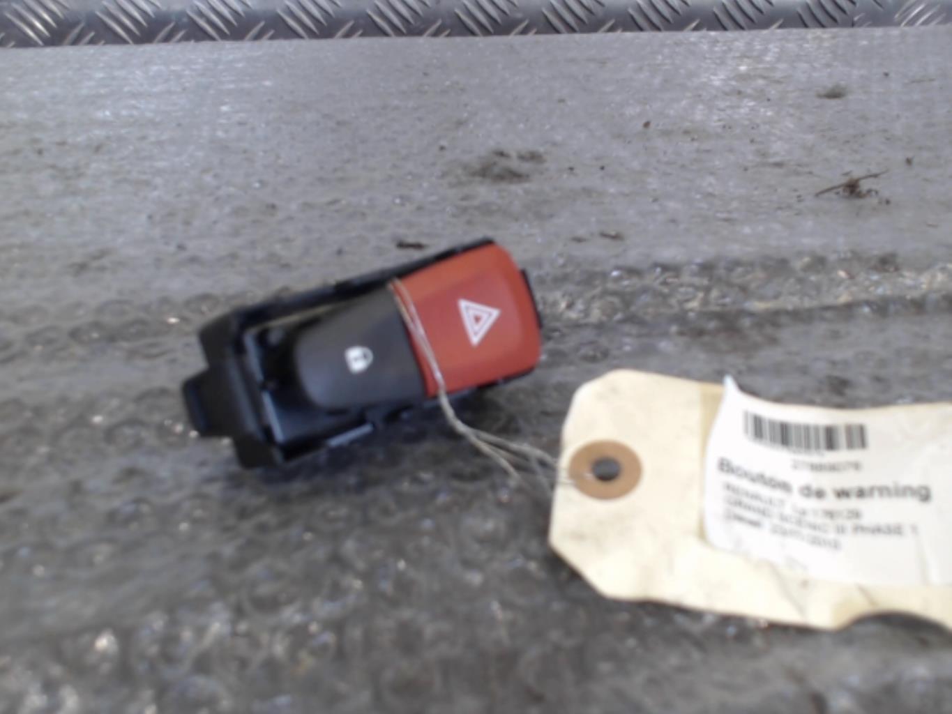 Bouton de warning RENAULT SCENIC 3 PHASE 1 Diesel - 1