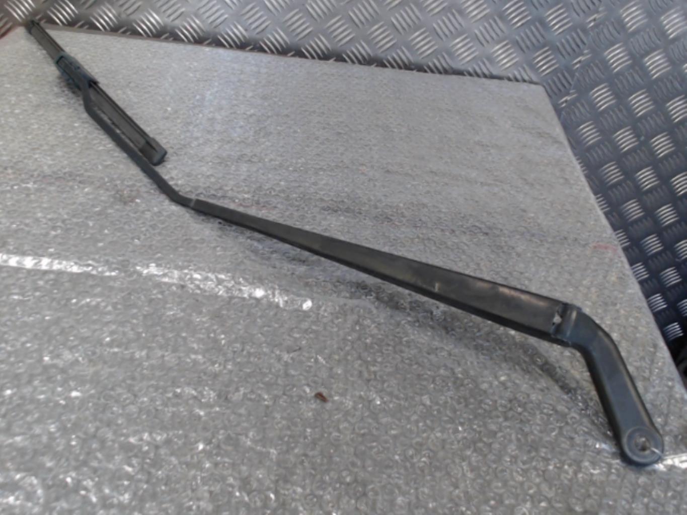 Braccio tergicristallo anteriore destro PEUGEOT 206  - 1