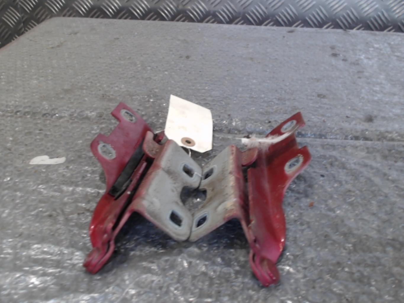 Charniere de capot RENAULT CLIO 2 PHASE 2  - 1