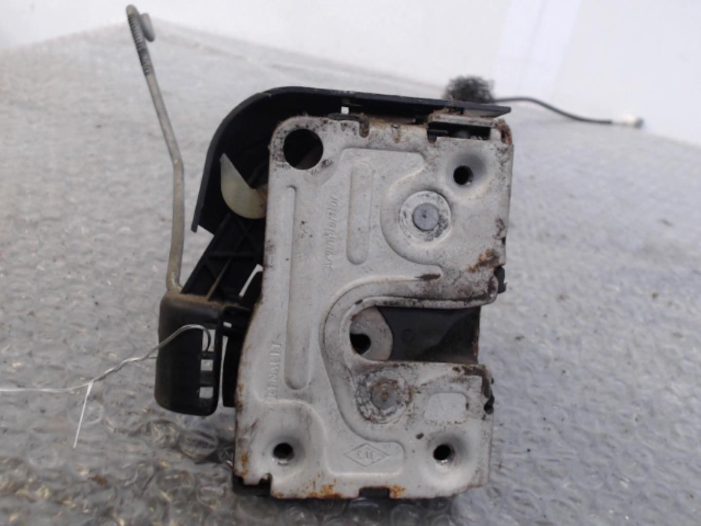 Serrure avant gauche RENAULT CLIO 2 PHASE 2 Diesel - 1