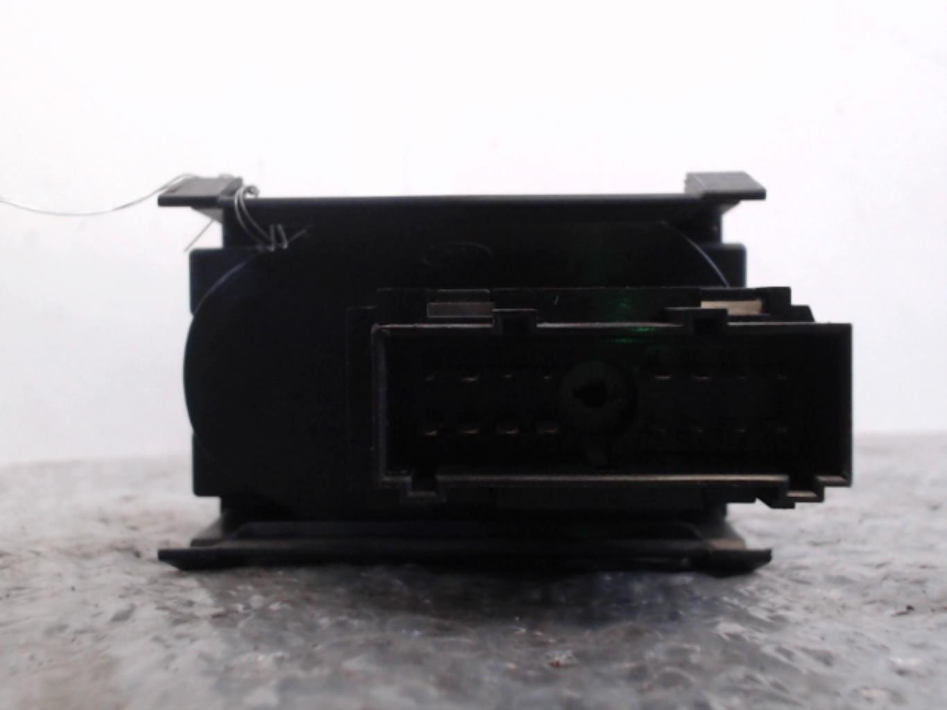 Commodo phare FORD FOCUS 2 PHASE 2 CABRIOLET Diesel - 1
