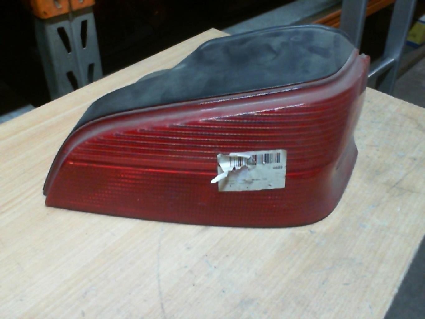 Fanale posteriore principale destro (luci) PEUGEOT 106 PHASE 1 Diésel - 1