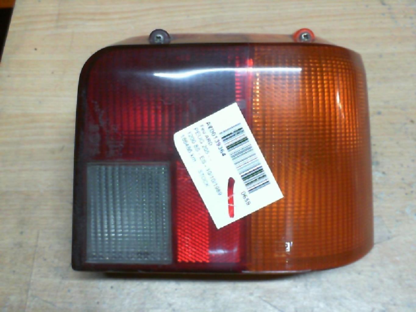 Fanale posteriore principale destro (luci) PEUGEOT 205 PHASE 2 Gasolina - 1
