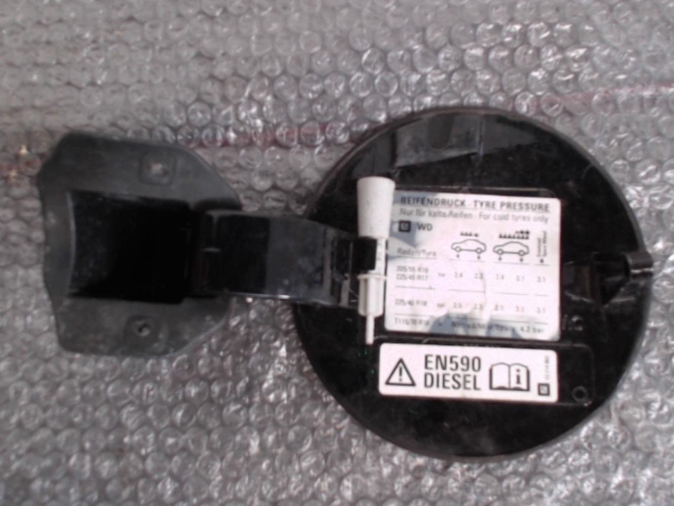 Trappe d'essence OPEL ZAFIRA B PHASE 1 Diesel - 1