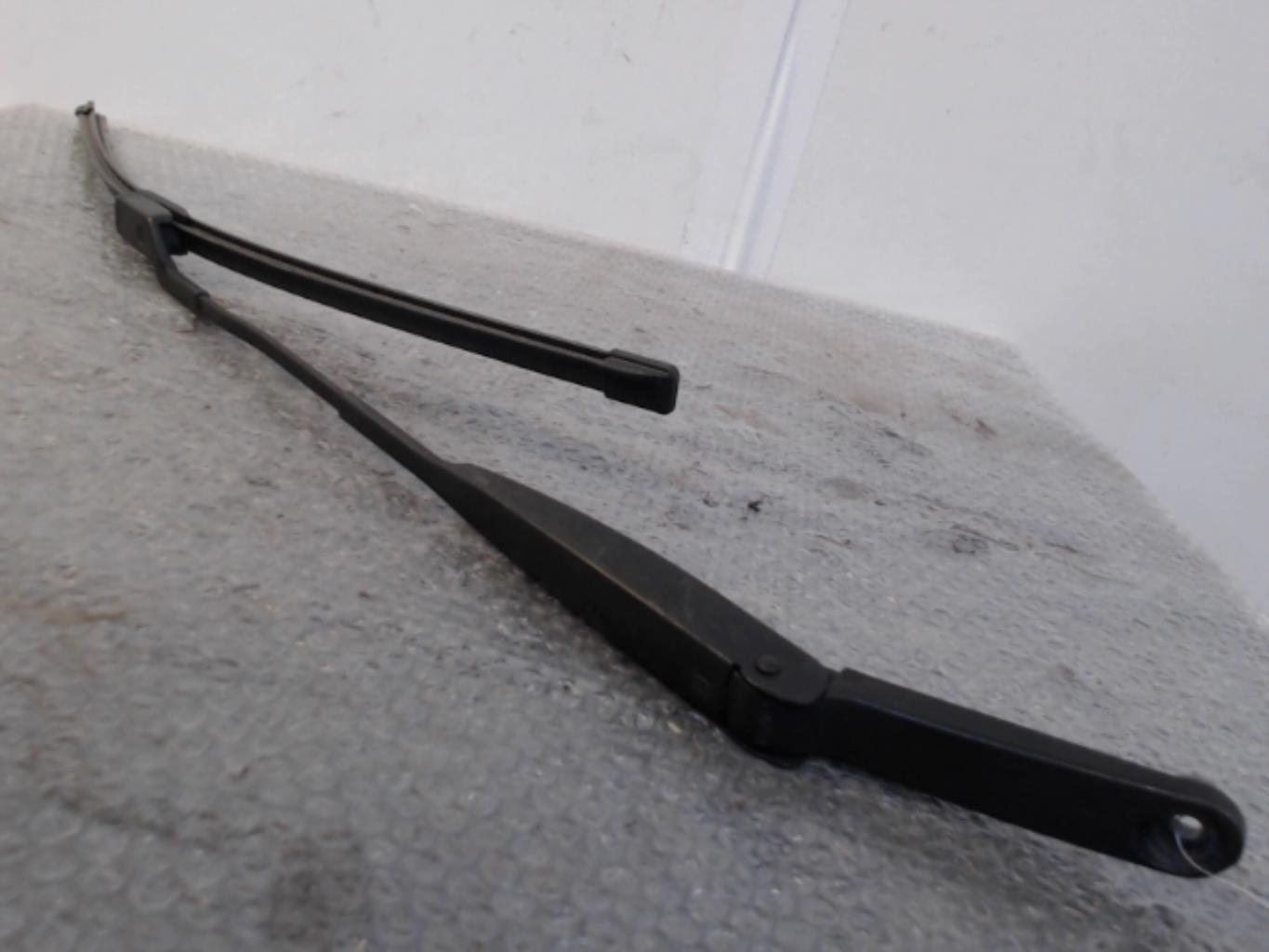 Braccio tergicristallo anteriore destro FIAT BRAVO 2 Diésel - 1
