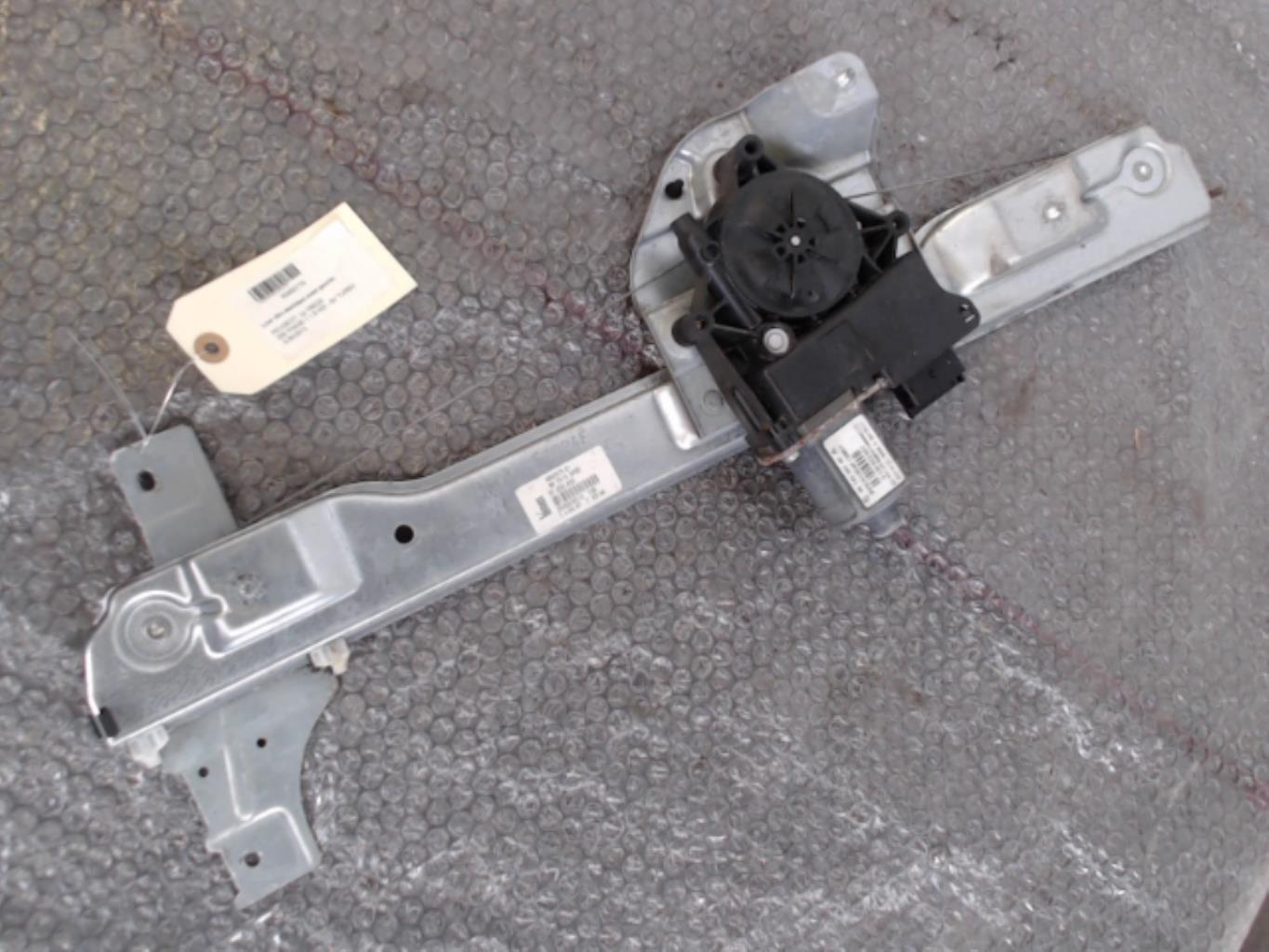 Alzacristalli elettrico anteriore sinistro PEUGEOT 208 PHASE 1 Diésel - 1