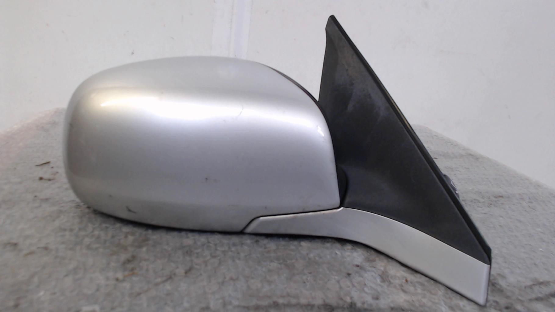 Retrovisor derecho SUZUKI SWIFT 3 Gasolina - 1