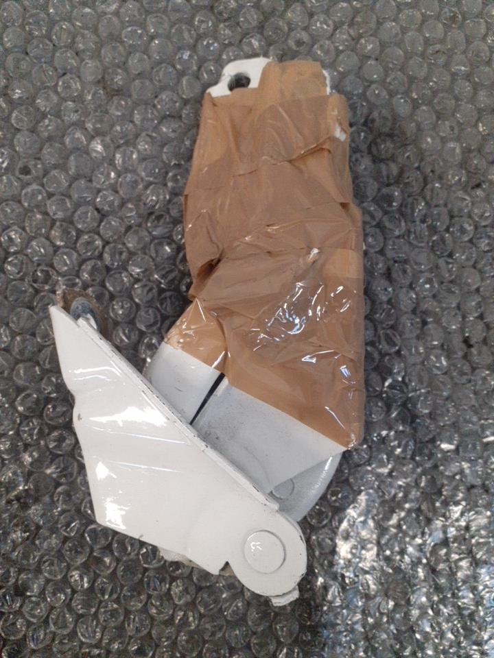 Charniere de capot VOLKSWAGEN FOX  - 1