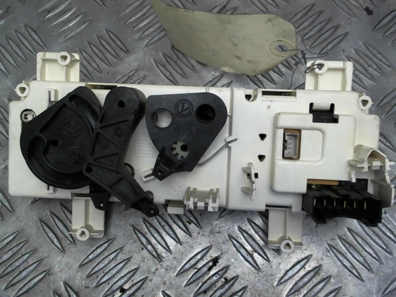 Commande chauffage CITROEN XSARA PHASE 1 BREAK Diesel - 1