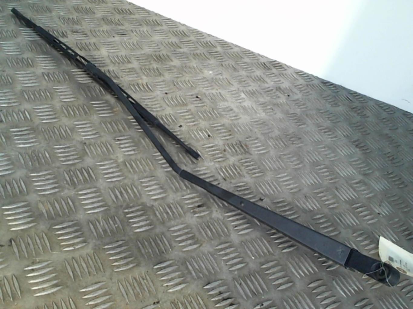 Braccio tergicristallo anteriore sinistro SUZUKI SWIFT 3 Diésel - 1