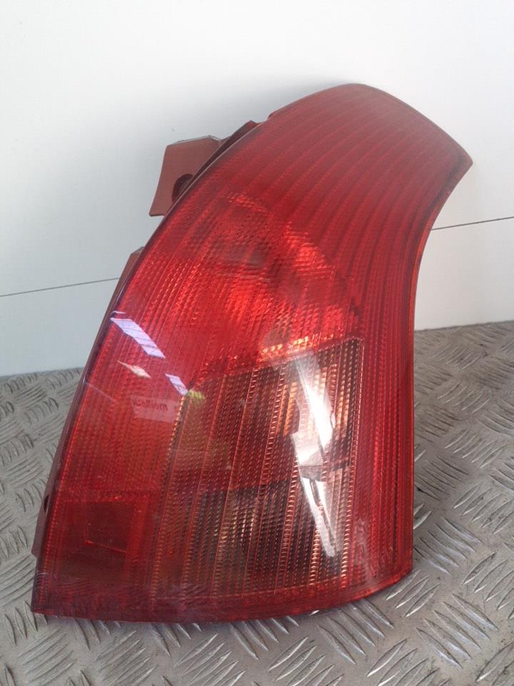 Fanale posteriore principale destro (luci) SUZUKI SWIFT 3 Diésel - 1
