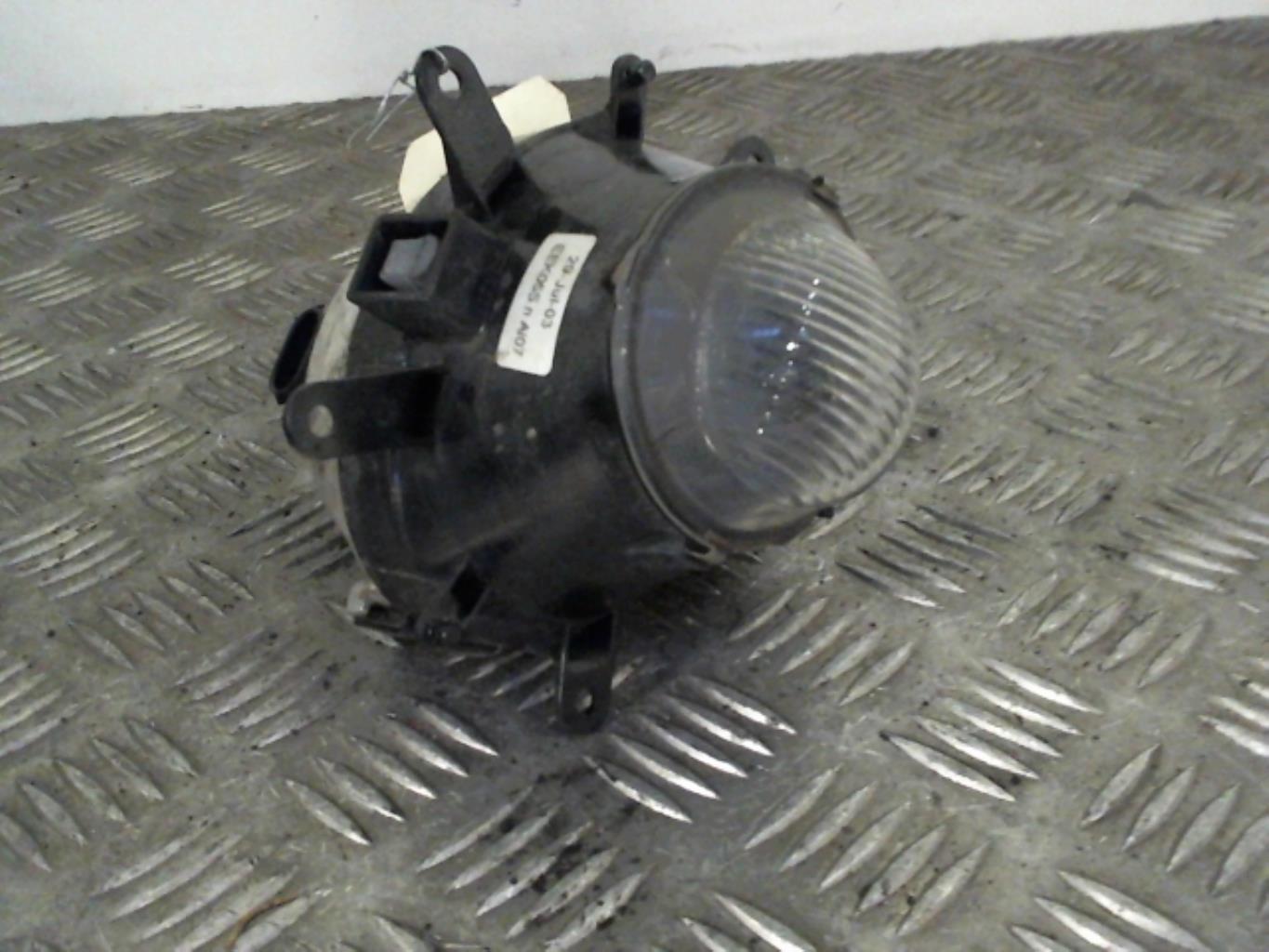 Fendinebbia sinistro (luce) BMW SERIE 3 E46 PHASE 2 Diésel - 1