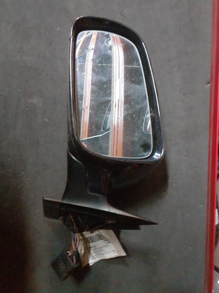 Retroviseur gauche AUDI A4 1 AVANT PHASE 1 BREAK  - 1