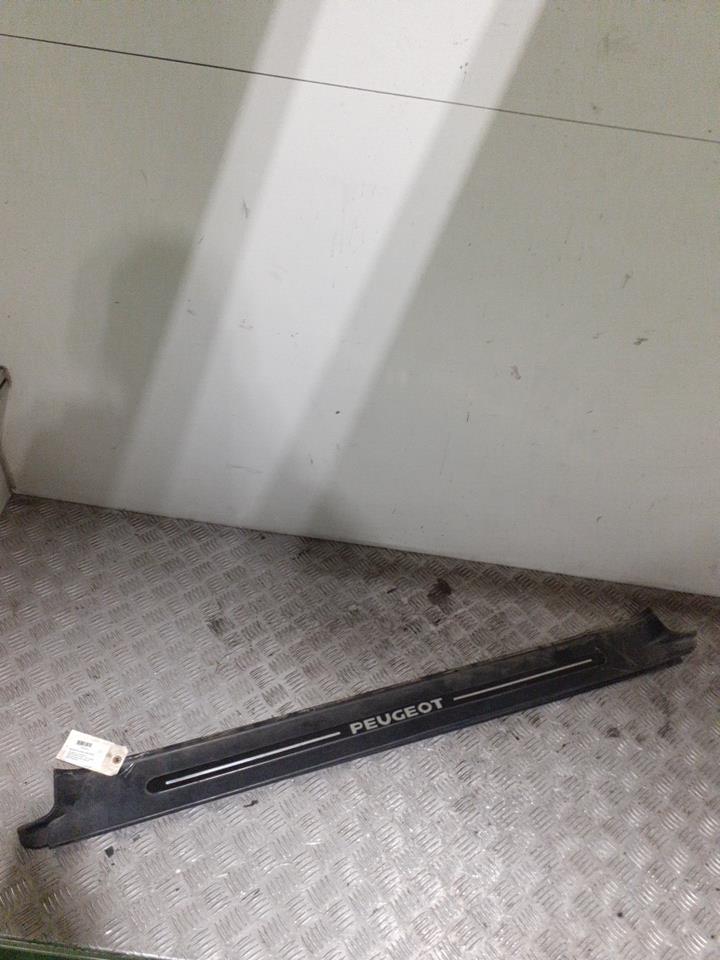 Modanatura portiera anteriore destra PEUGEOT 406 COUPE Diésel - 1