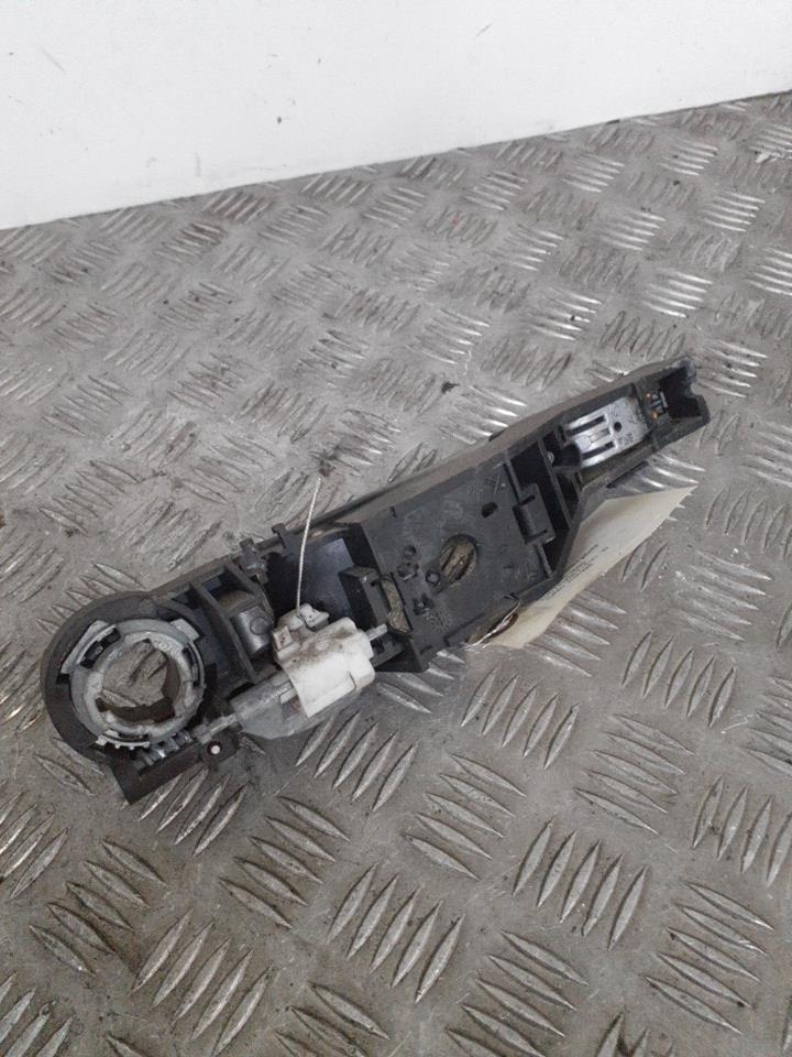 Maniglia portiera posteriore sinistra RENAULT CLIO 3 PHASE 2 Diésel - 1