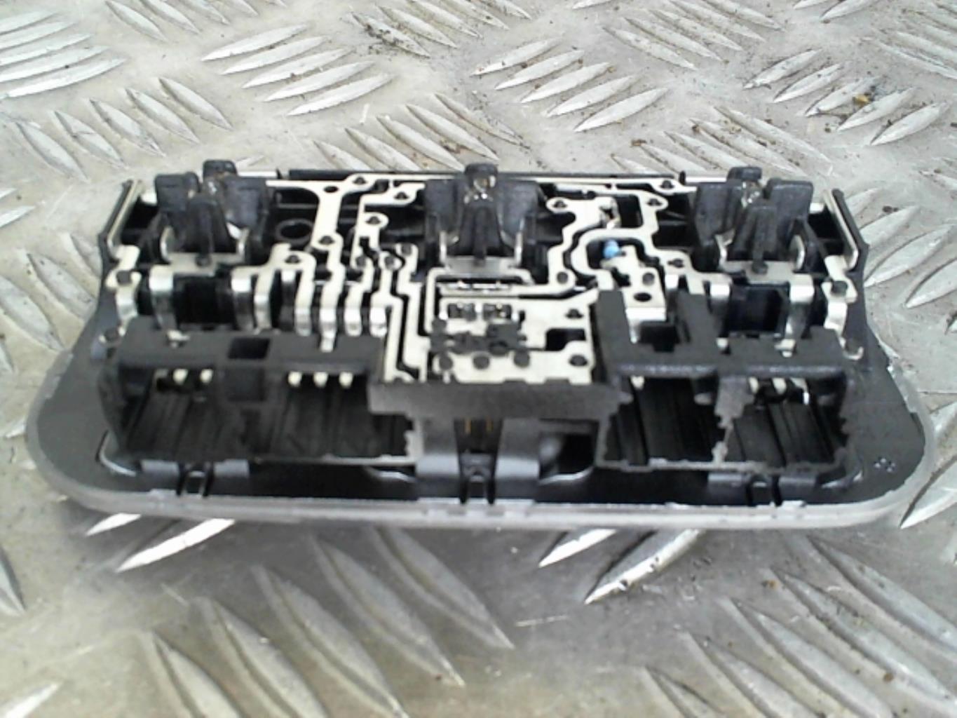 Eclairage de plafonnier CITROEN C3 PICASSO PHASE 2 Essence - 1