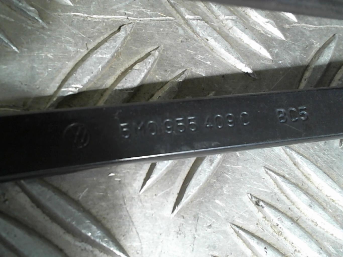 Braccio tergicristallo anteriore sinistro VOLKSWAGEN GOLF PLUS PHASE 2  - 1