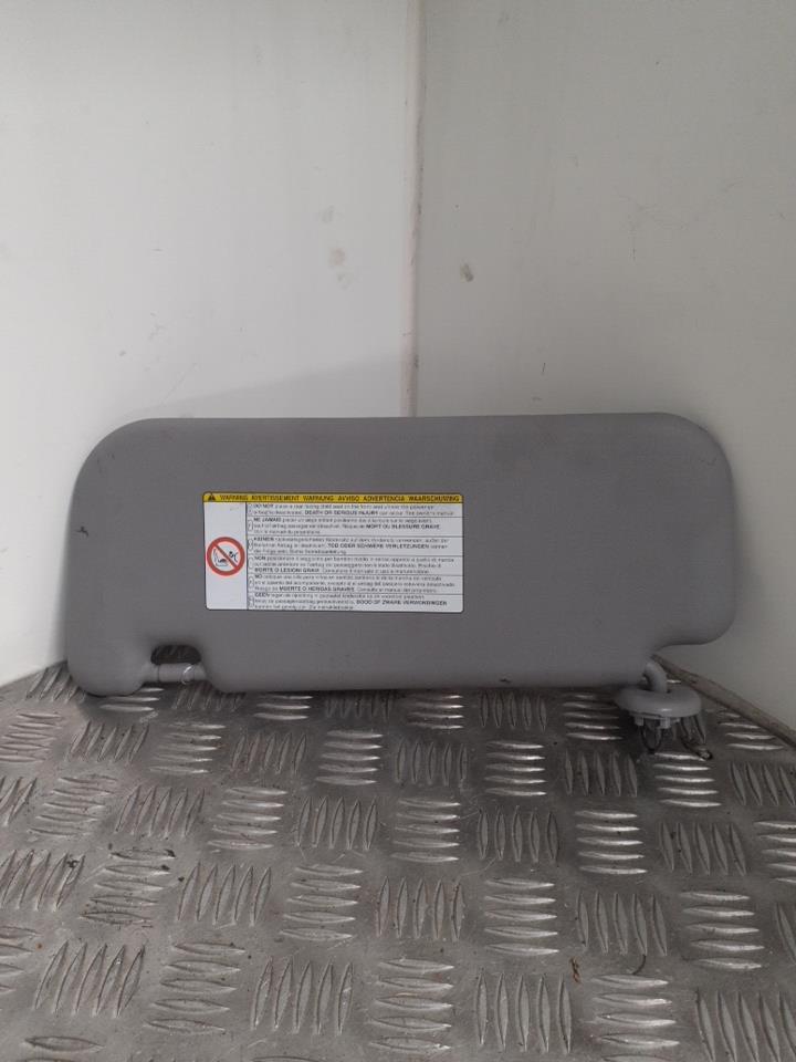 Visiera parasole destra TOYOTA YARIS 2 PHASE 1 Diésel - 1