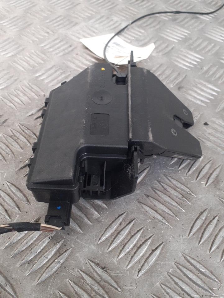 Serrure de coffre BMW SERIE 1 E87 PHASE 2 Diesel - 1