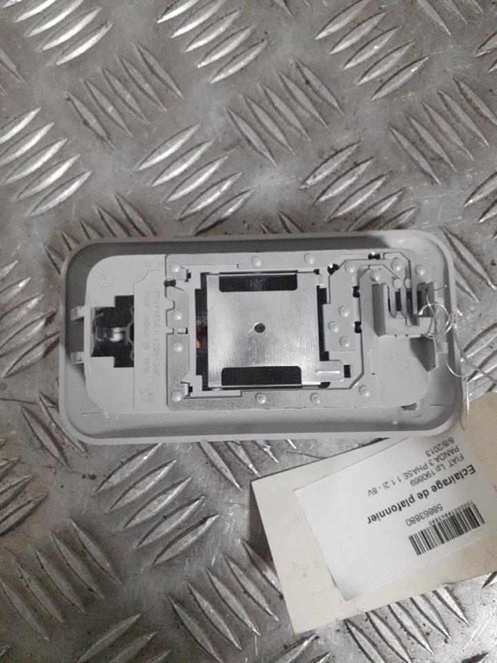 Eclairage de plafonnier FIAT PANDA 3 PHASE 1 Essence - 1