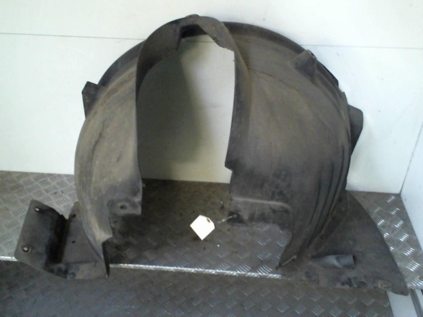 Pare boue avant gauche BMW X3 E83 PHASE 1 Diesel - 1