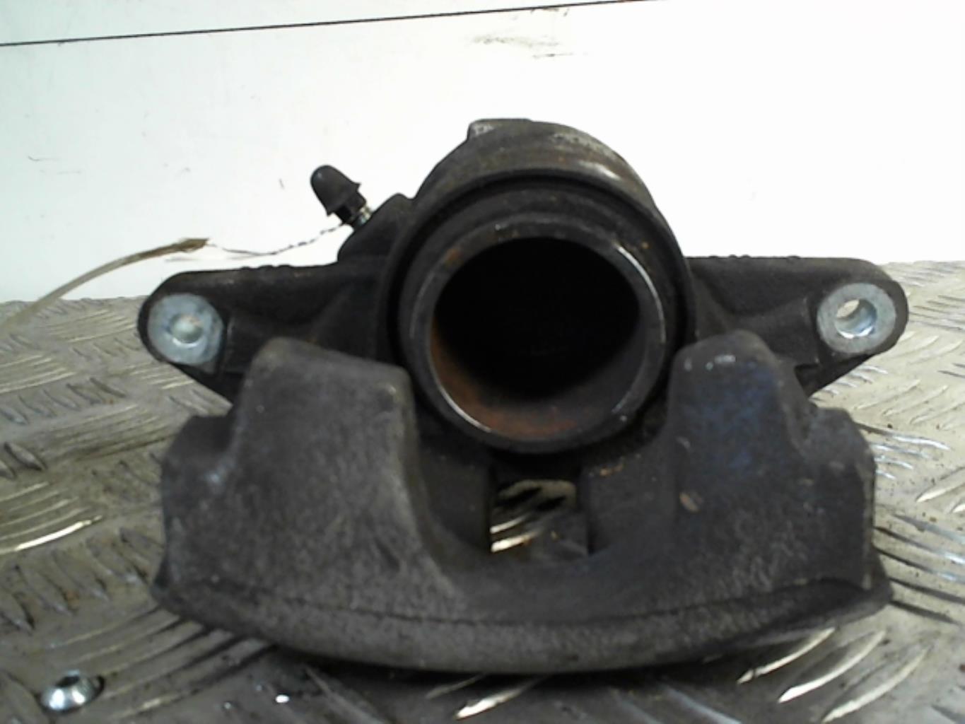 Pinza freni anteriore sinistra CITROEN C3 3 PHASE 1 Diésel - 1