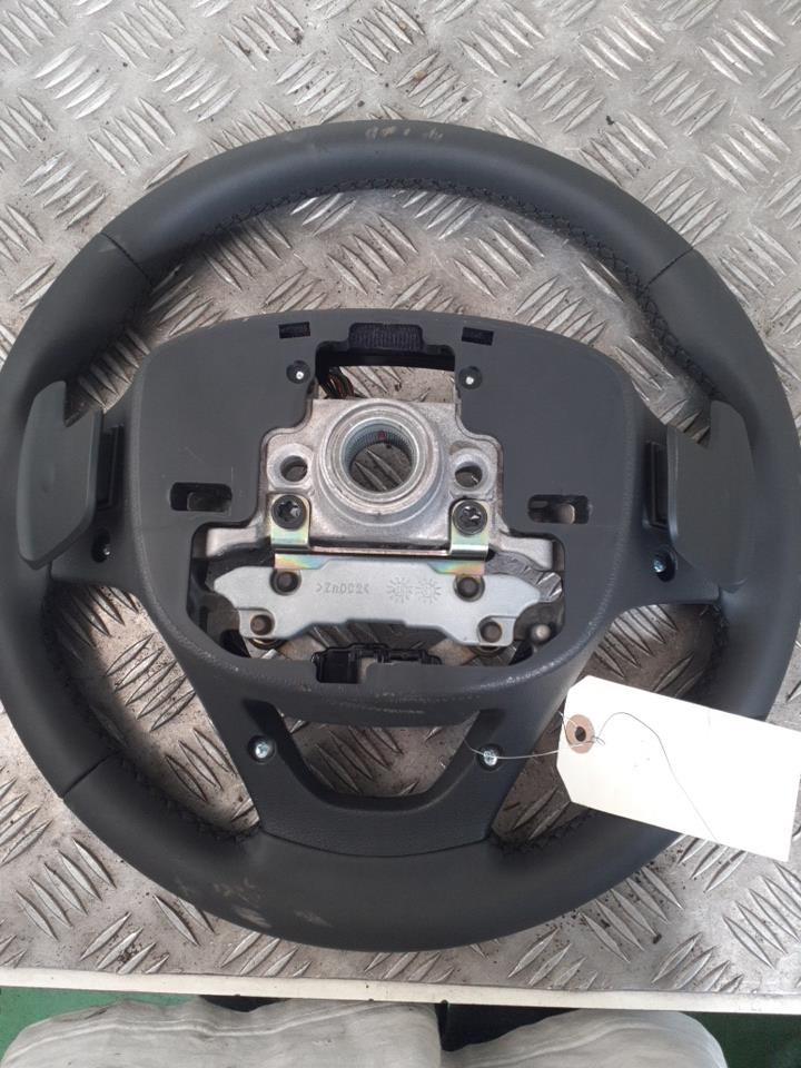 Volant HYUNDAI KONA PHASE 1  - 1