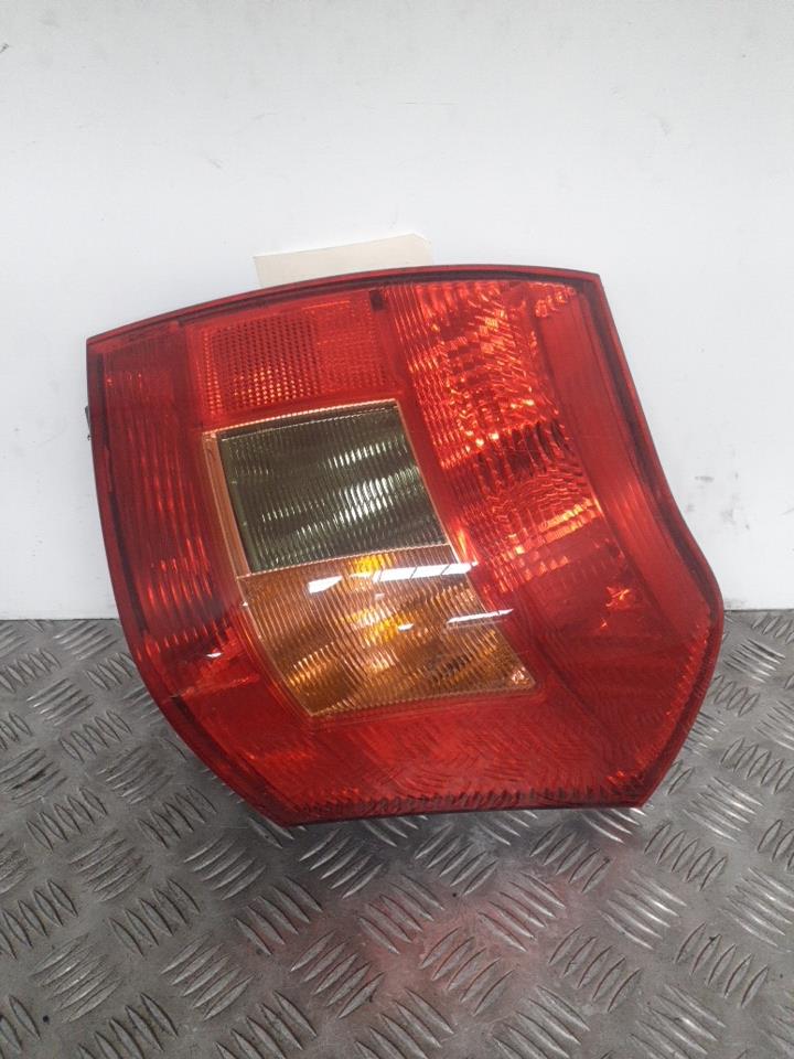 Fanale posteriore principale sinistro (luci) TOYOTA COROLLA 10 PHASE 1  - 1