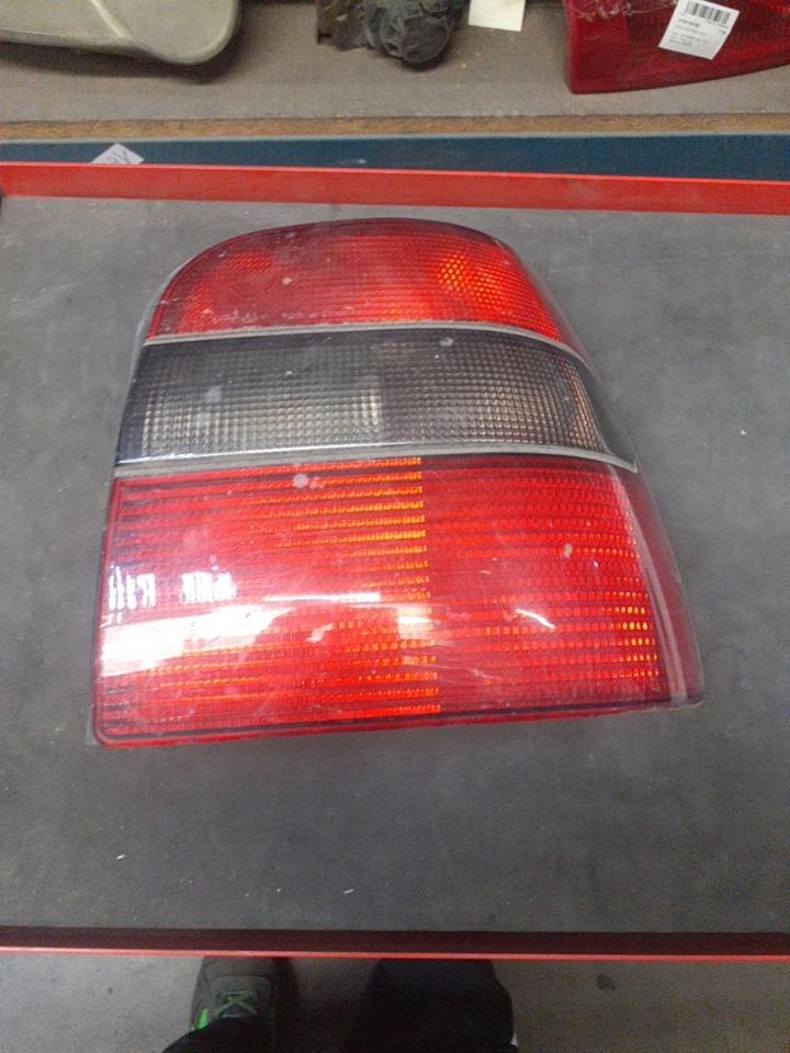 Fanale posteriore principale destro (luci) SKODA FELICIA PHASE 2 Diésel - 1