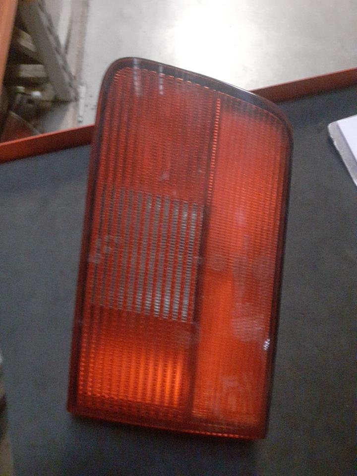 Fanale posteriore principale destro (luci) BMW SERIE 5 E39 PHASE 2 Diésel - 1
