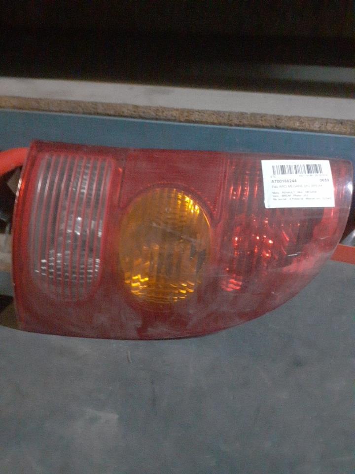 Fanale posteriore principale destro (luci) RENAULT MEGANE 1 BREAK Diésel - 1