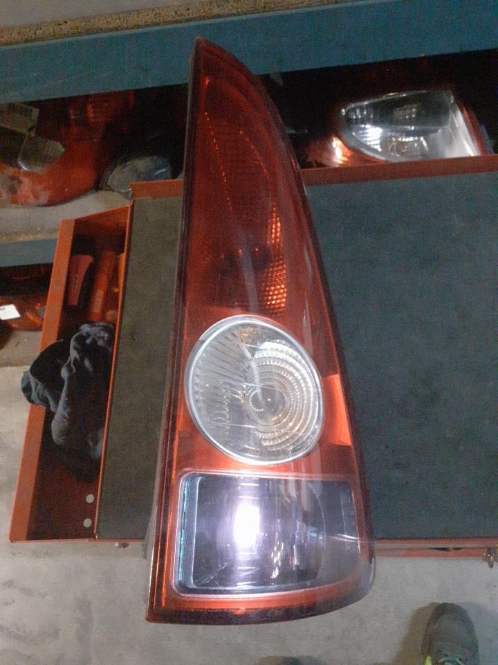 Fanale posteriore principale destro (luci) RENAULT GRAND ESPACE 4 PHASE 1 Gasolina - 1
