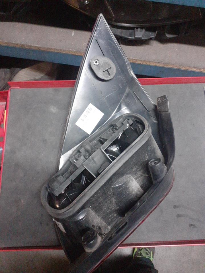 Fanale posteriore principale destro (luci) RENAULT LAGUNA 2 PHASE 1 Gasolina - 1
